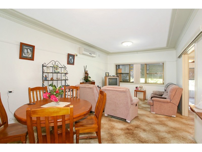 11a  Gloucester Avenue, Merrylands NSW 2160