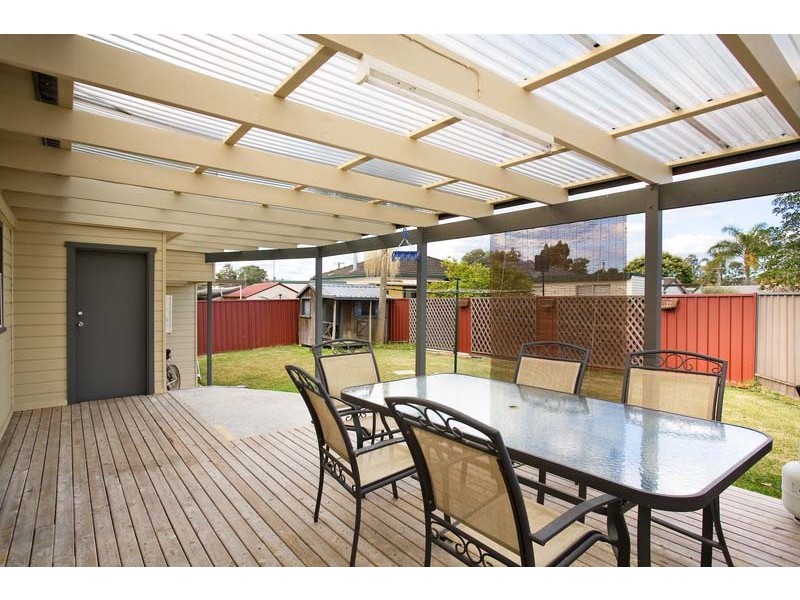 23 Oklahoma Avenue, Toongabbie NSW 2146