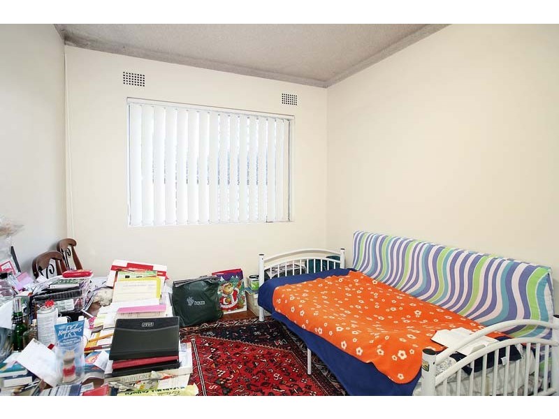 8/16 Calliope Street, Guildford NSW 2161