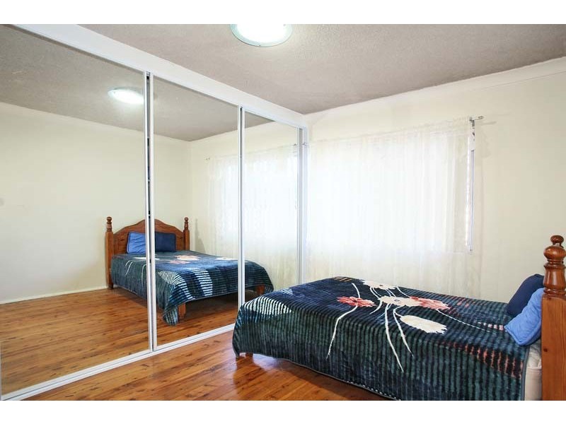 8/16 Calliope Street, Guildford NSW 2161