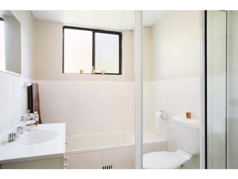 4/22 Paton Street, Merrylands West NSW 2160