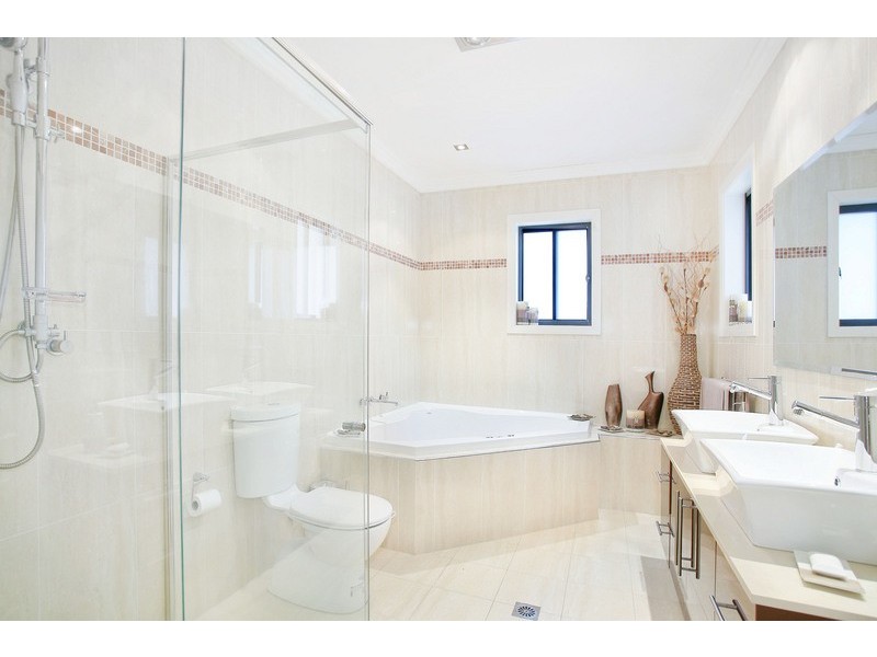 27  Earl Street, Merrylands NSW 2160