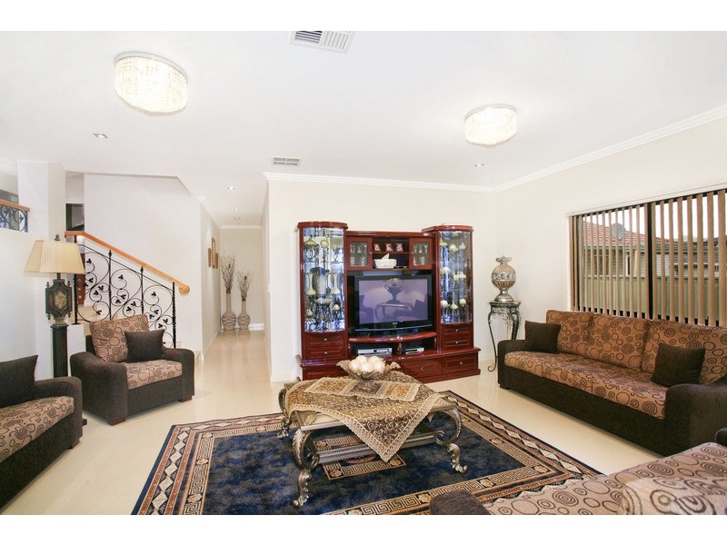 27  Earl Street, Merrylands NSW 2160