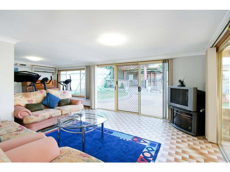 155 Whalans Road, Greystanes NSW 2145