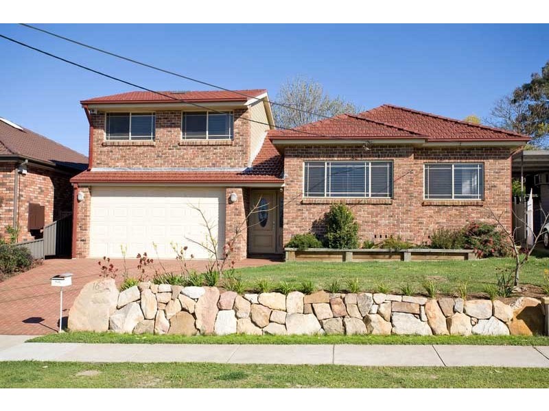 16 Gregory Street, Greystanes NSW 2145