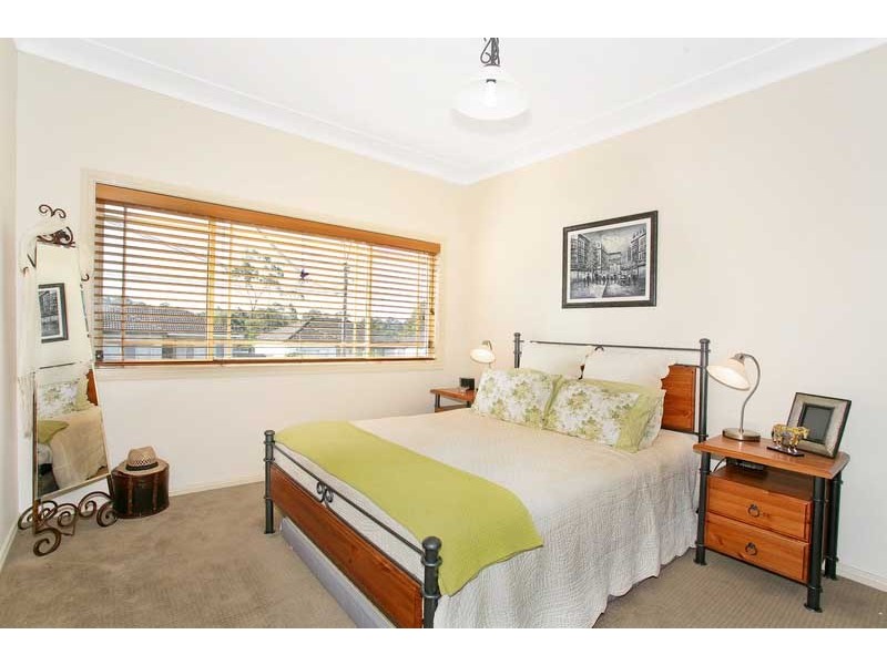 16 Gregory Street, Greystanes NSW 2145