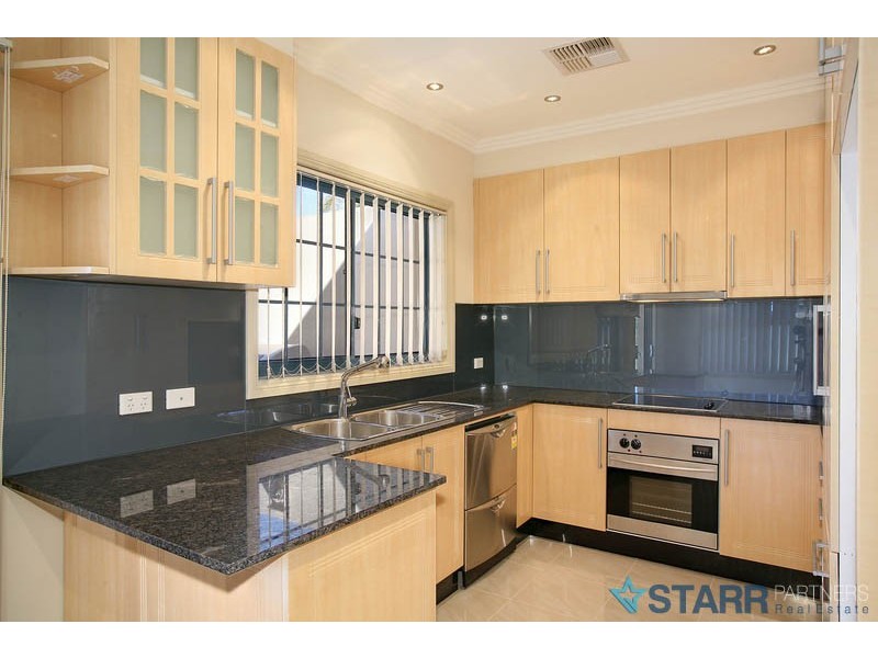 8 Birriwa Street, Greystanes NSW 2145