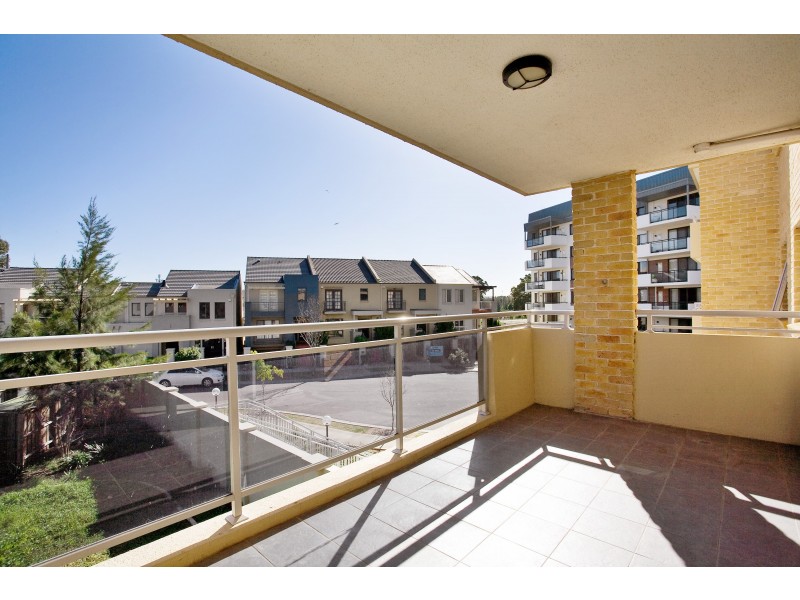 5/8 refractory Court, Holroyd NSW 2142
