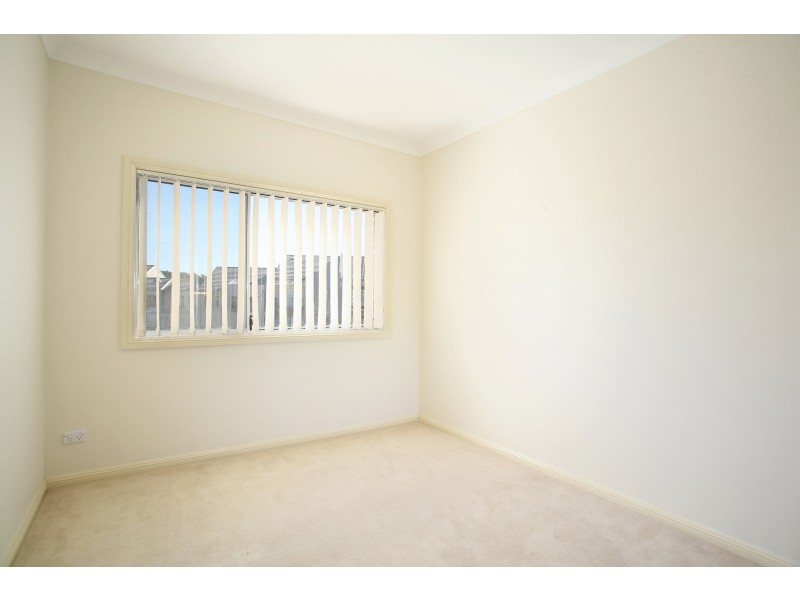 5/8 refractory Court, Holroyd NSW 2142