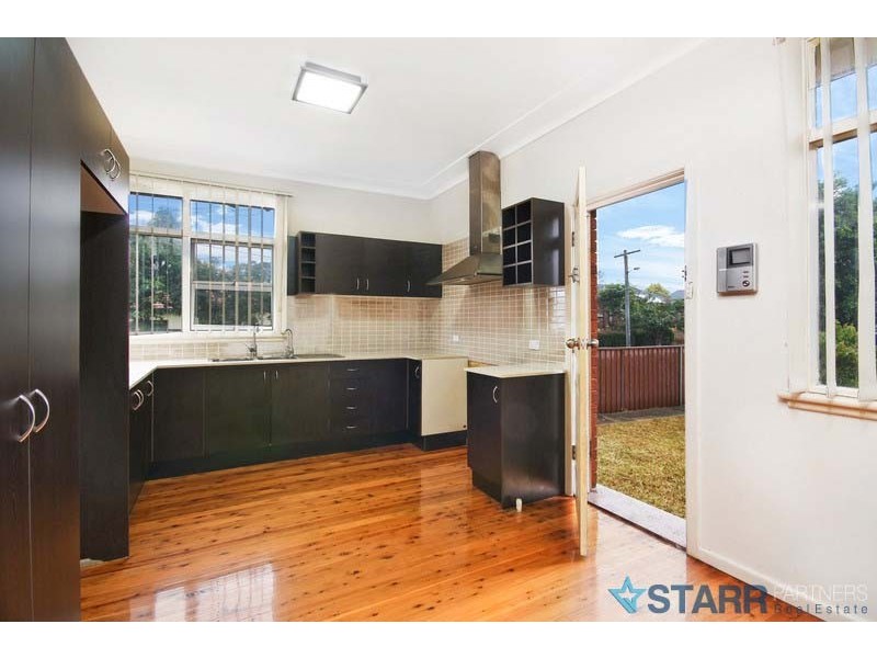 25 Fairfield Road, Woodpark NSW 2164