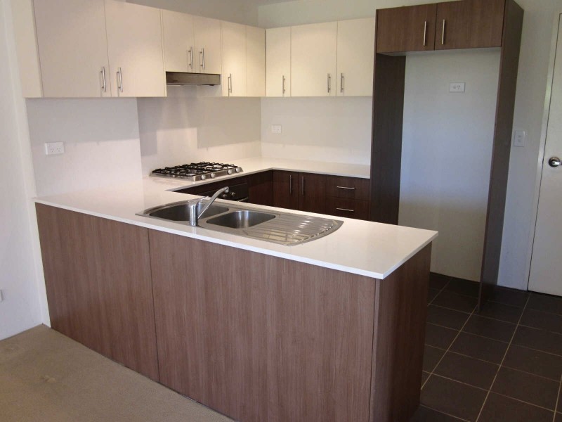 5/12  BENEDICT COURT, Holroyd NSW 2142