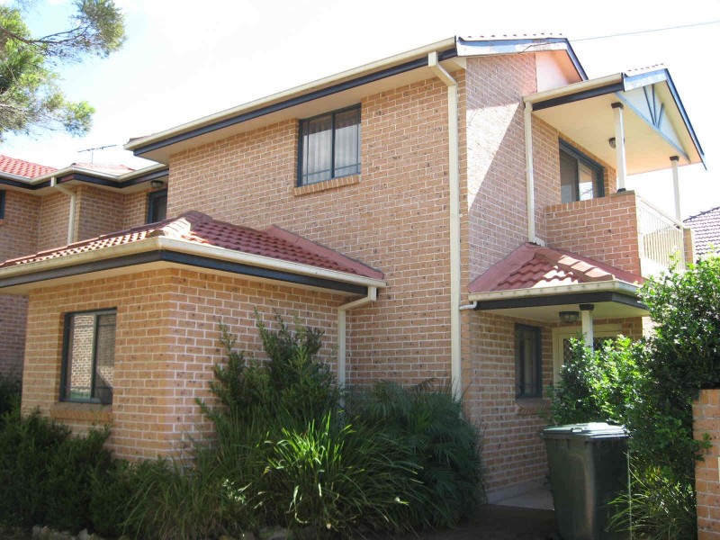 1/16  RICHARDSON STREET, Merrylands NSW 2160