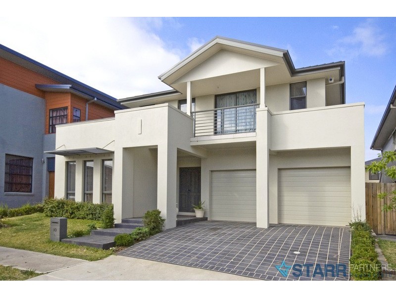 10 Cummings Avenue, Pemulwuy NSW 2145