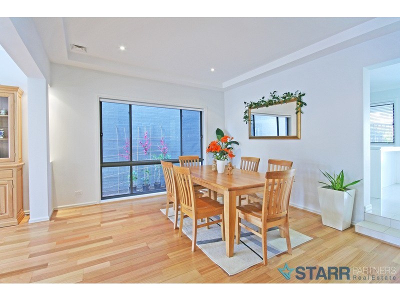 10 Cummings Avenue, Pemulwuy NSW 2145