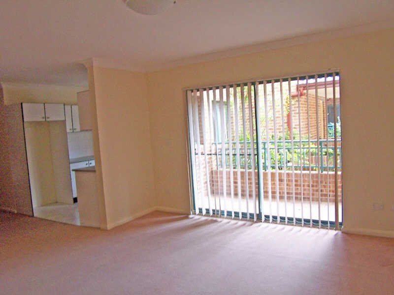 1/25  BIRMINGHAM STREET, Merrylands NSW 2160