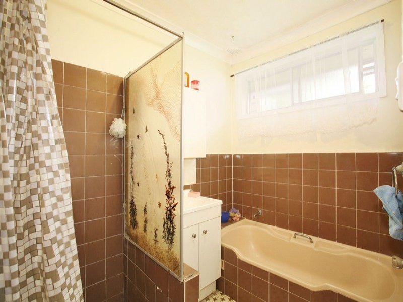 8 Orange Street, Greystanes NSW 2145