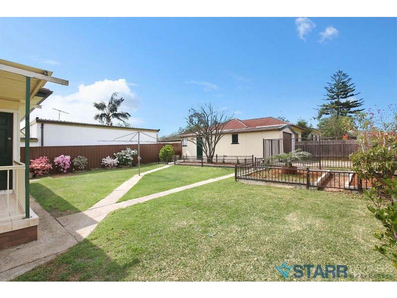 62 Fairfield Road, Guildford West NSW 2161