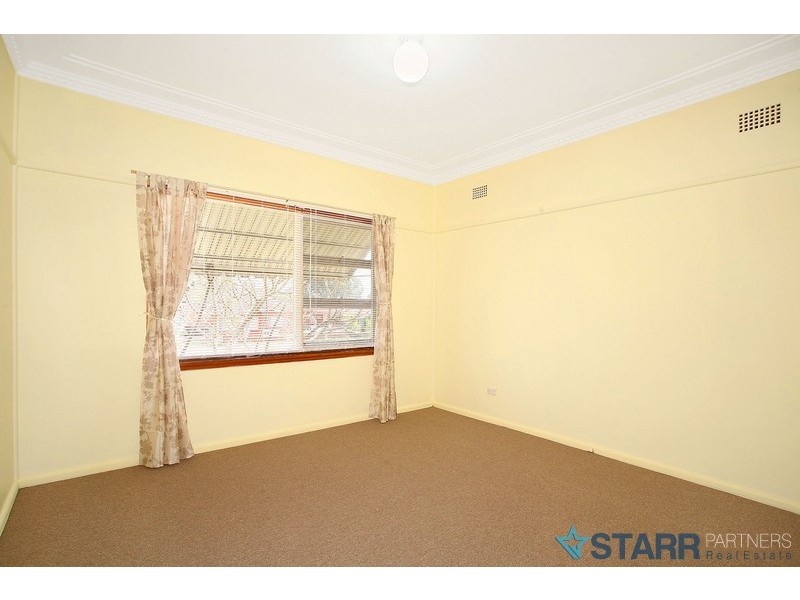 62 Fairfield Road, Guildford West NSW 2161