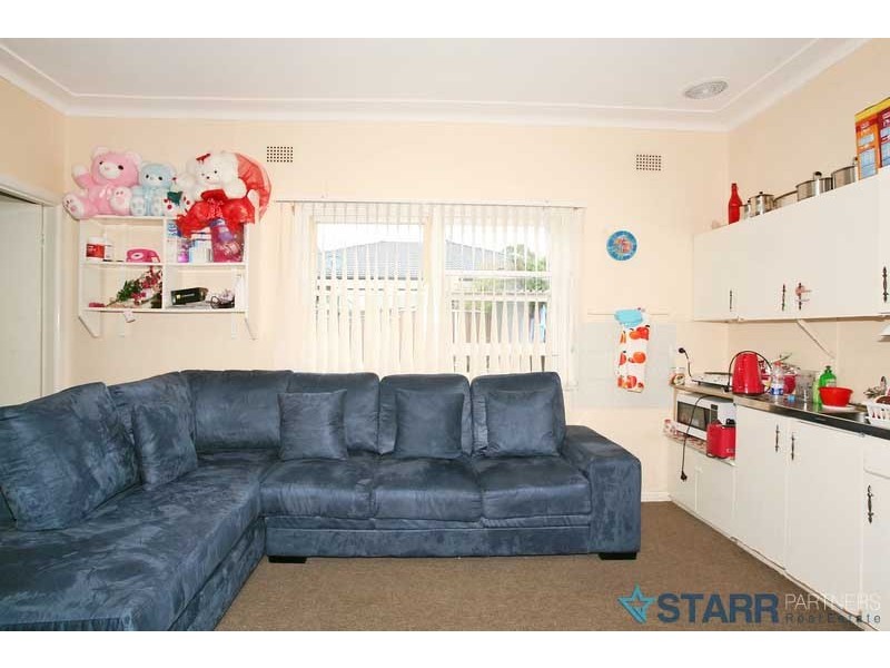 12 Eric Avenue, Merrylands NSW 2160