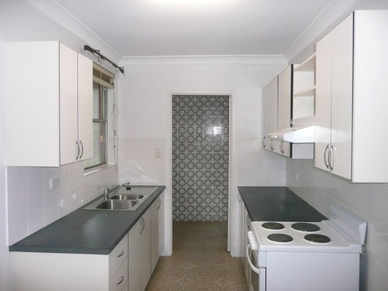 14/84  THE ESPLANADE, Guildford NSW 2161