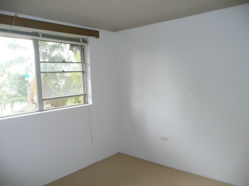 14/84  THE ESPLANADE, Guildford NSW 2161