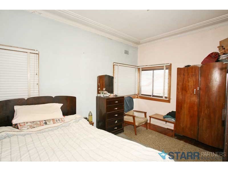 19 Major Road, Merrylands NSW 2160