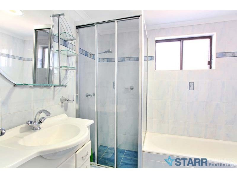 4/4-6 Cambridge Street, Merrylands NSW 2160