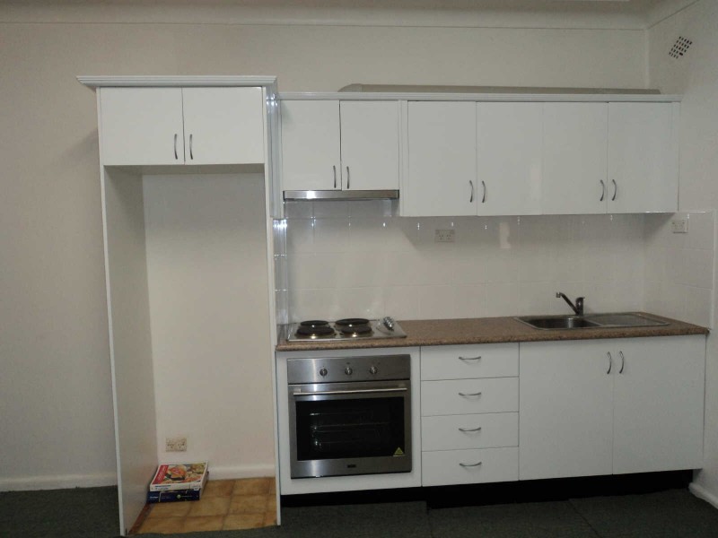 02/11  SHACKEL AVENUE, Guildford NSW 2161