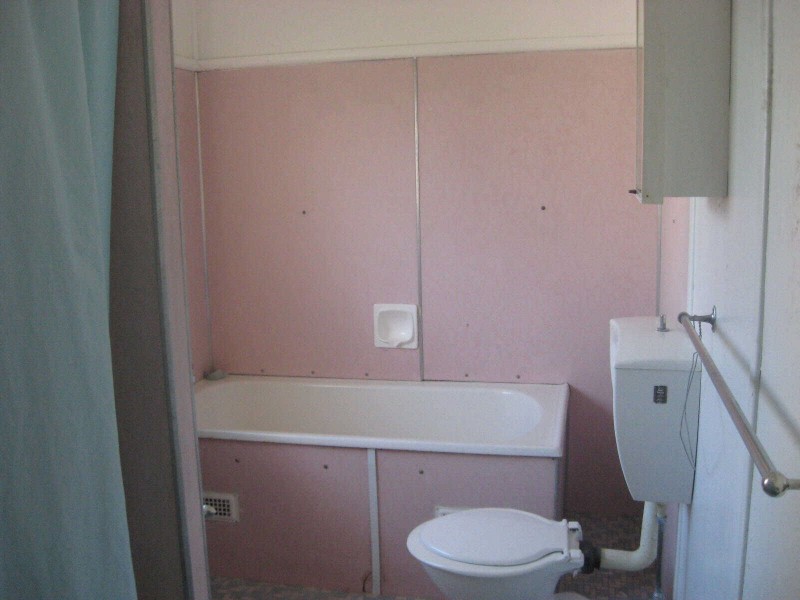 02/11  SHACKEL AVENUE, Guildford NSW 2161