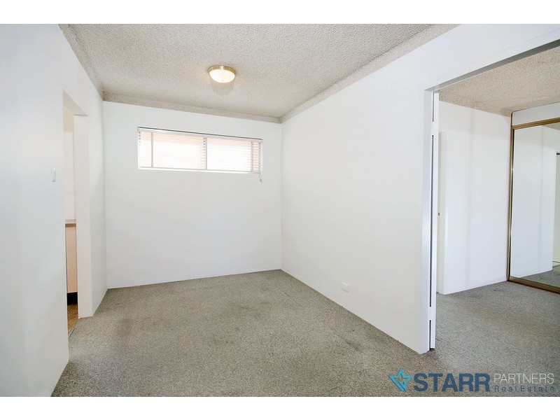 8/5-13 Todd Street, Merrylands NSW 2160