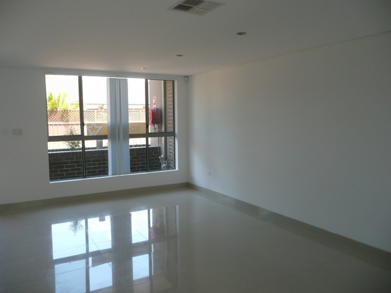 9/19  HILL STREET, Wentworthville NSW 2145