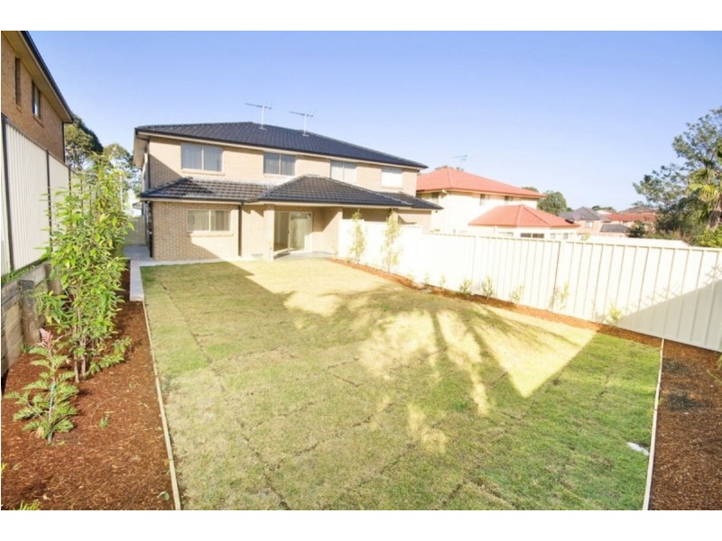 9 5B BUCKLEYS ROAD, Winston Hills NSW 2153