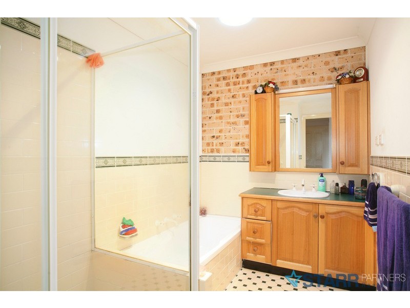 3/30 Girraween Road, Girraween NSW 2145