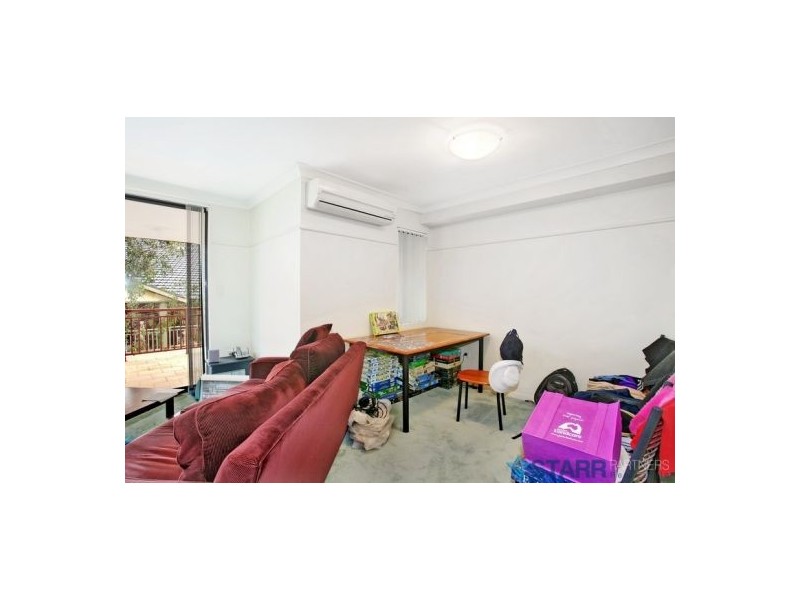6/2-4 Kane Street, Guildford NSW 2161