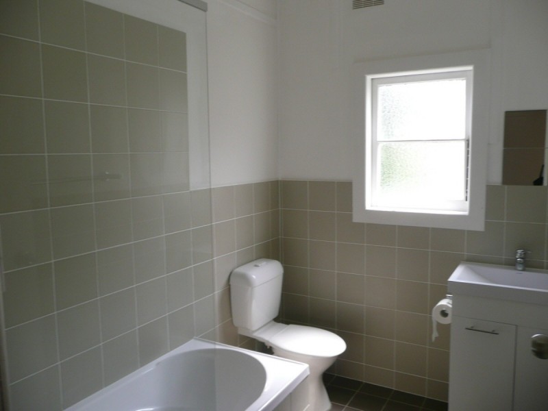 15  DONNELLY STREET, Guildford NSW 2161