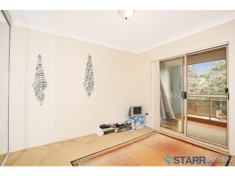 6/30-36 Memorial Avenue, Merrylands NSW 2160