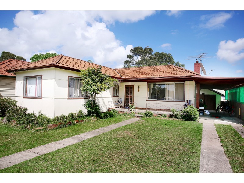 8 Haven Street, Merrylands NSW 2160