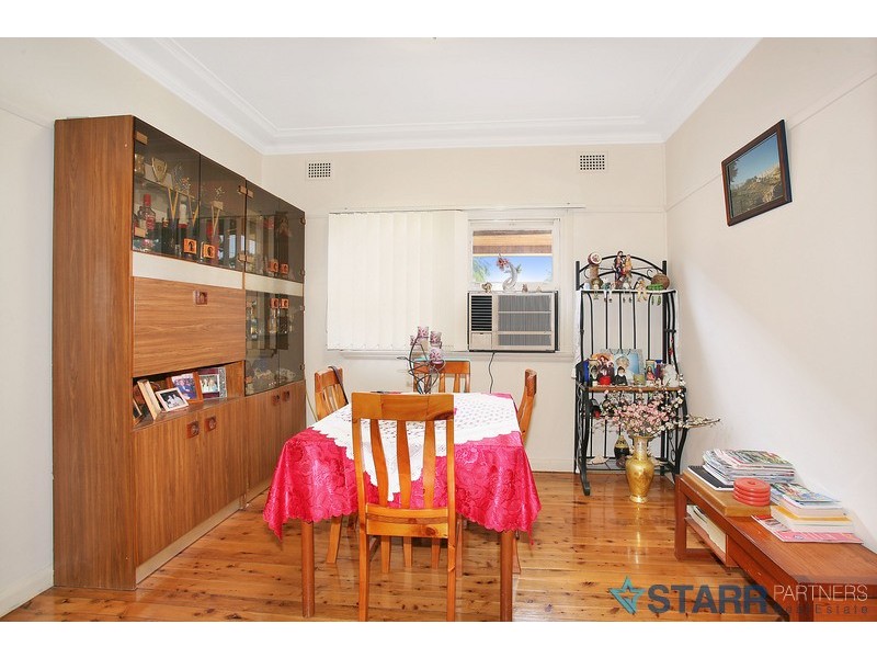 36 Kenyons Road, Merrylands NSW 2160