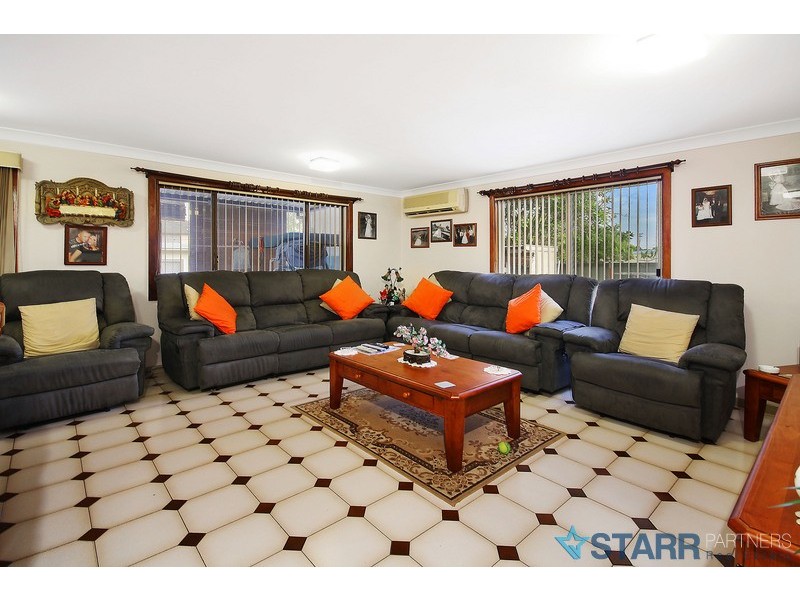 195 Chisholm Road, Auburn NSW 2144