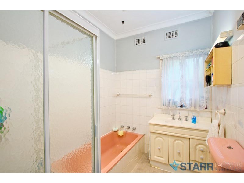 16 Susan Street, South Wentworthville NSW 2145