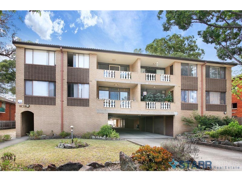 8/36 Treves Street, Merrylands NSW 2160