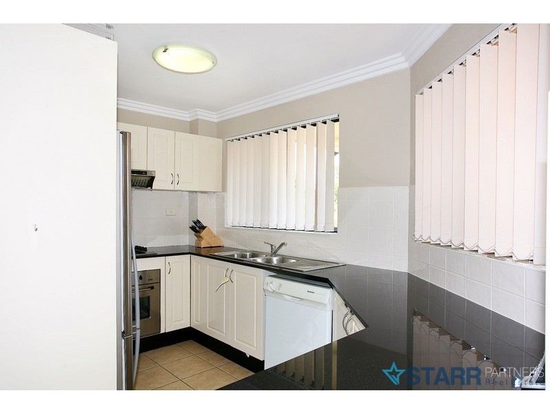 10/85 Clyde Street, Guildford NSW 2161