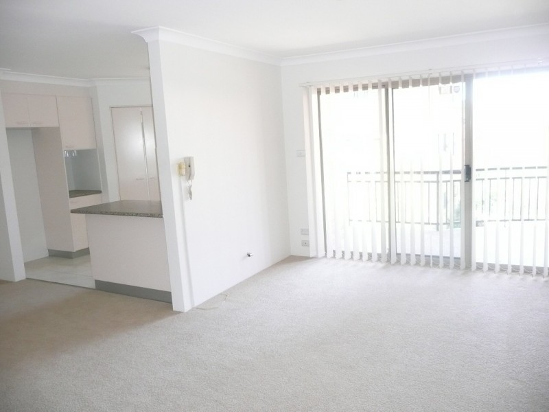 4/26  MANCHESTER STREET, Merrylands NSW 2160