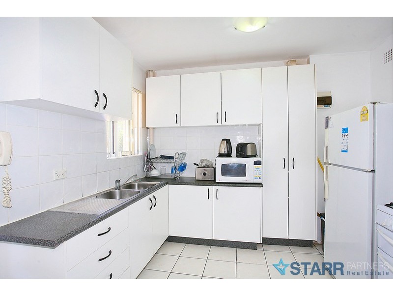 9/82 Weston Street, Harris Park NSW 2150