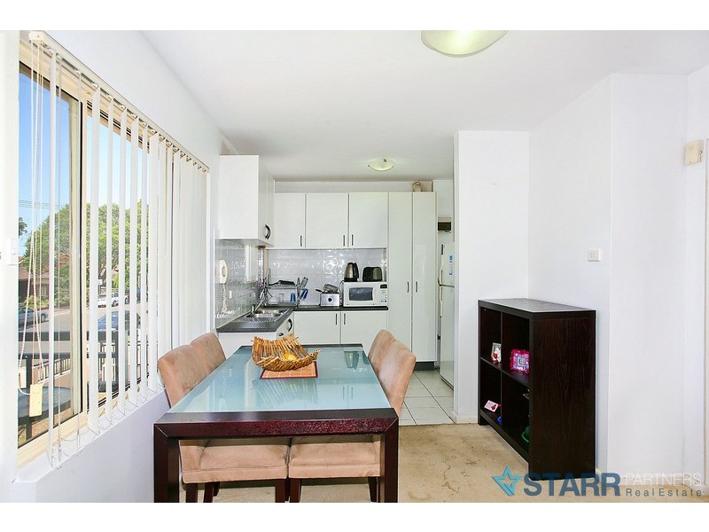 9/82 Weston Street, Harris Park NSW 2150