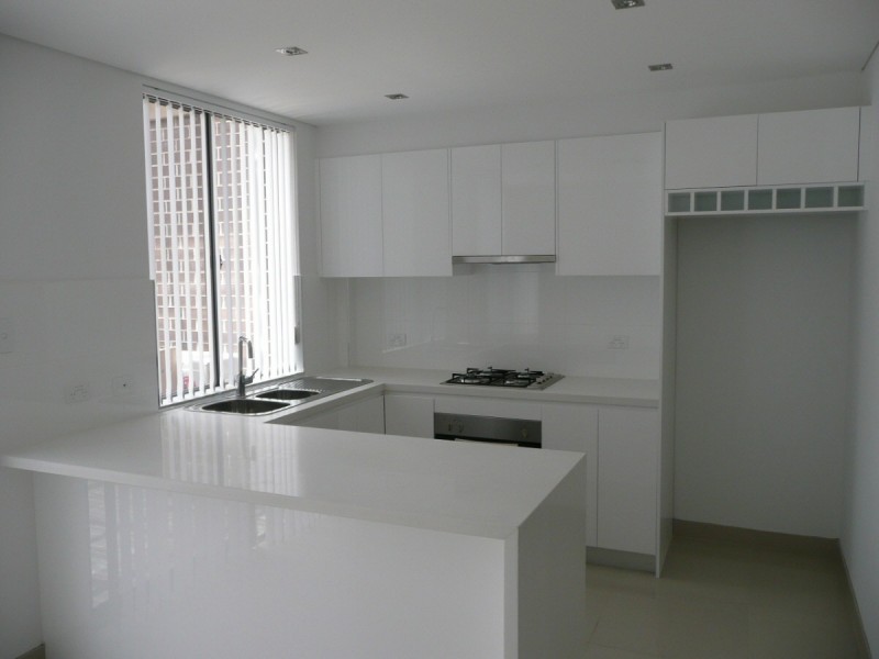 8/19  HILL STREET, Wentworthville NSW 2145