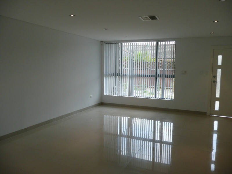 8/19  HILL STREET, Wentworthville NSW 2145