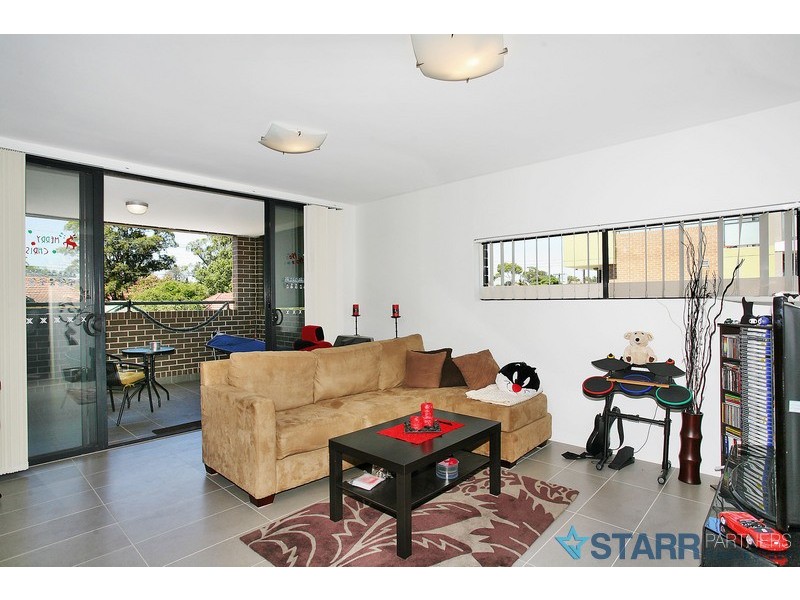 5/213 William Street, Granville NSW 2142