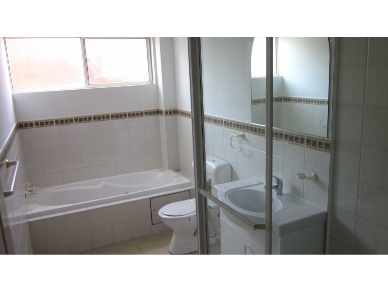 15/27 ADDLESTONE ROAD, Merrylands NSW 2160