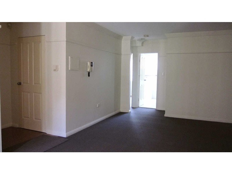 15/27 ADDLESTONE ROAD, Merrylands NSW 2160